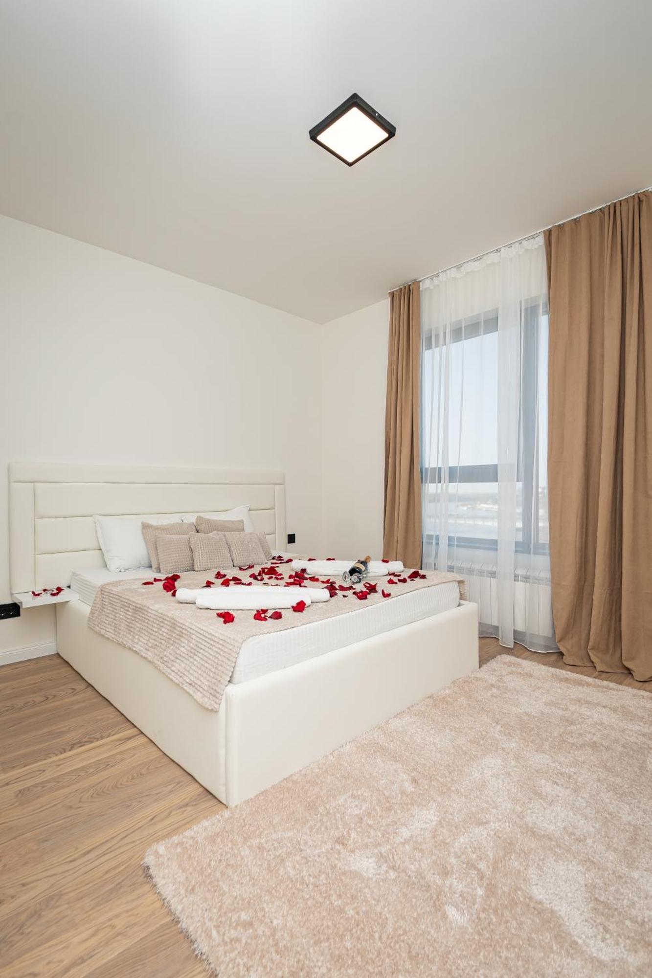 Апартаменты Sinfonia Lux 1205-1 Sajmiste Экстерьер фото